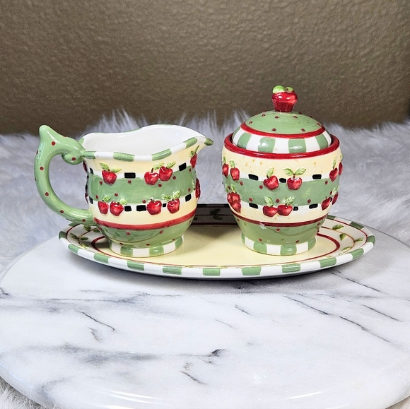 Vintage Karla Dornacher Giftcraft Apple Accent Cream And Sugar Set - Picture 3 of 10